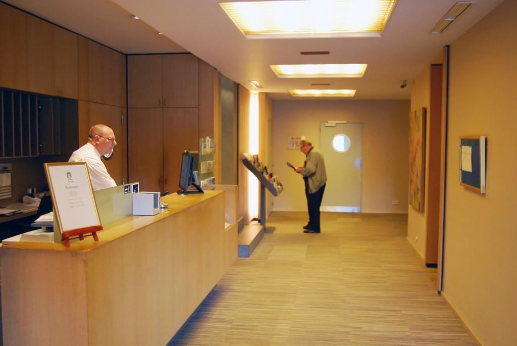 Hotel Melinda Остенде Екстериор снимка