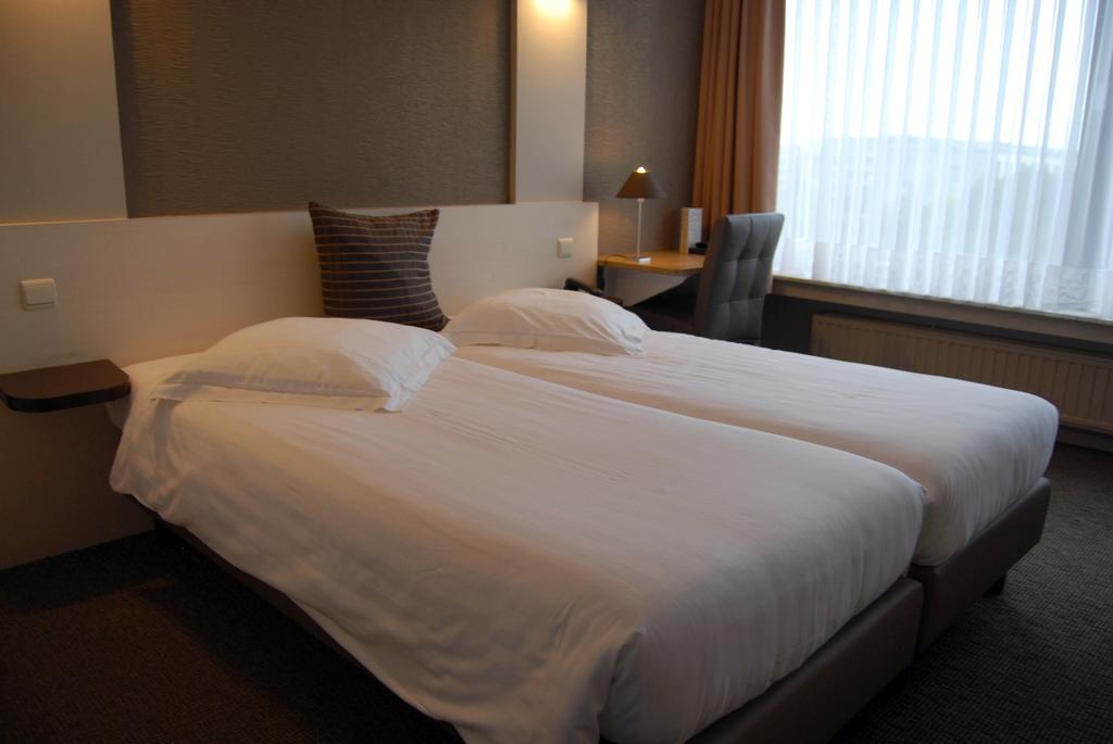 Hotel Melinda Остенде Екстериор снимка