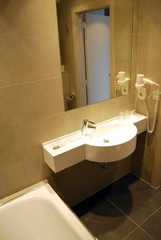 Hotel Melinda Остенде Екстериор снимка