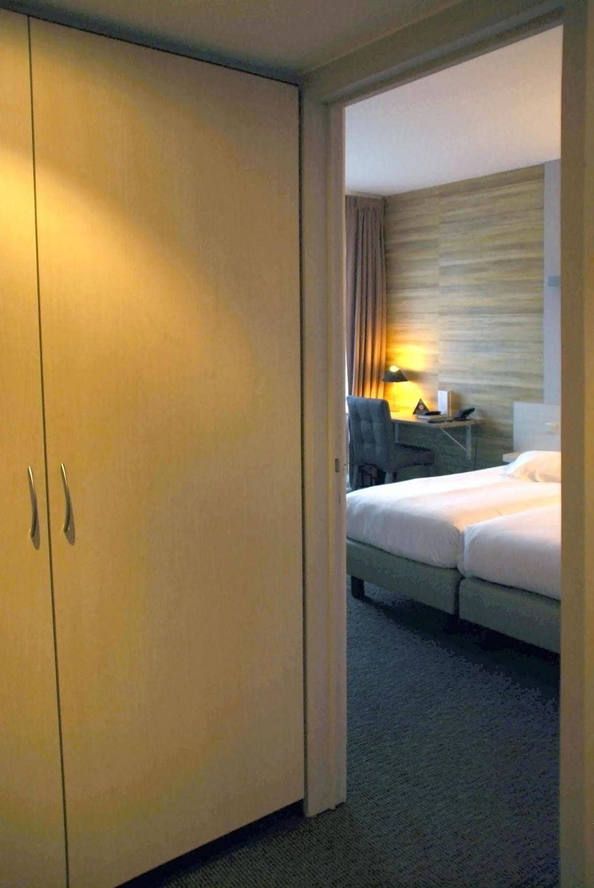 Hotel Melinda Остенде Екстериор снимка