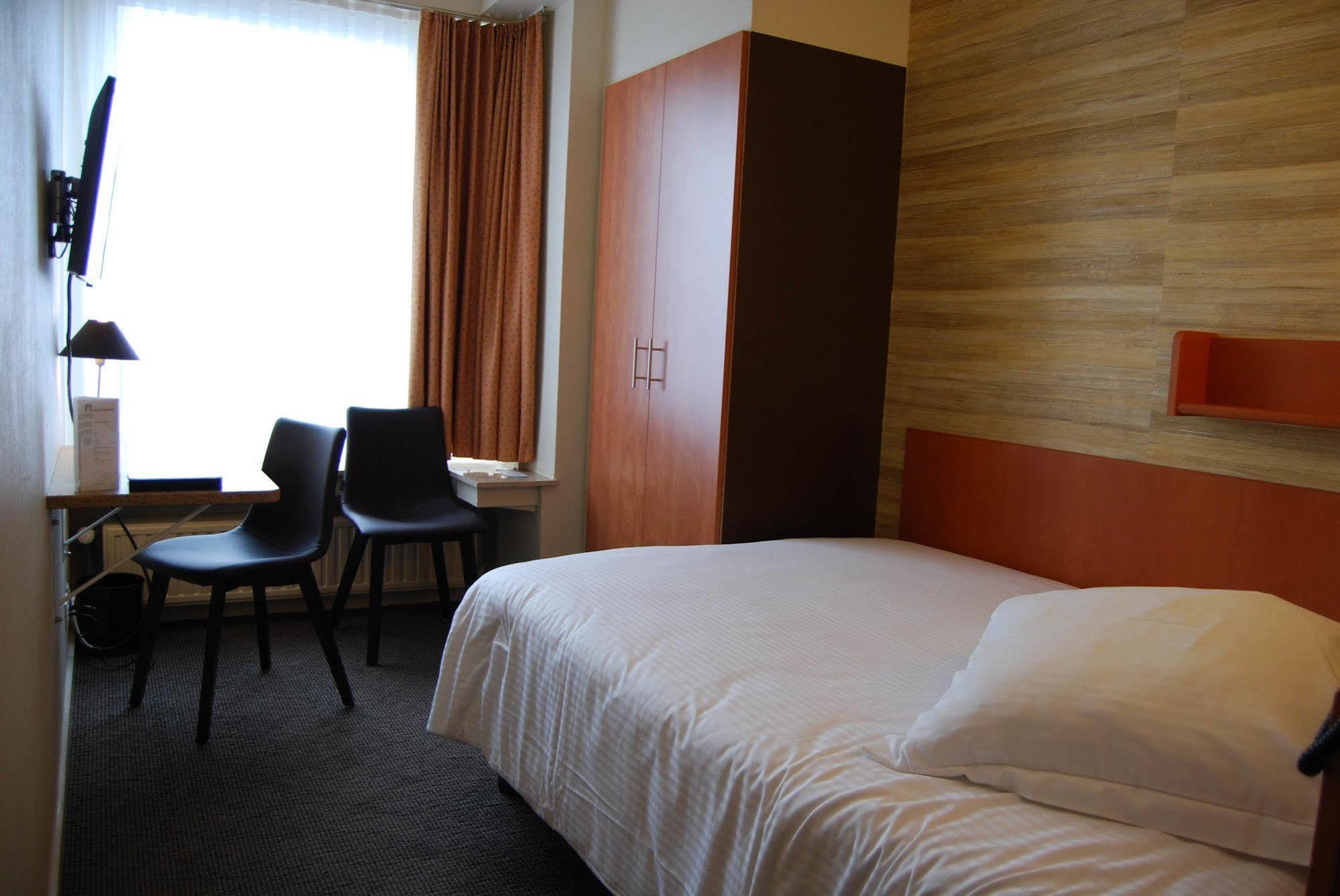 Hotel Melinda Остенде Екстериор снимка